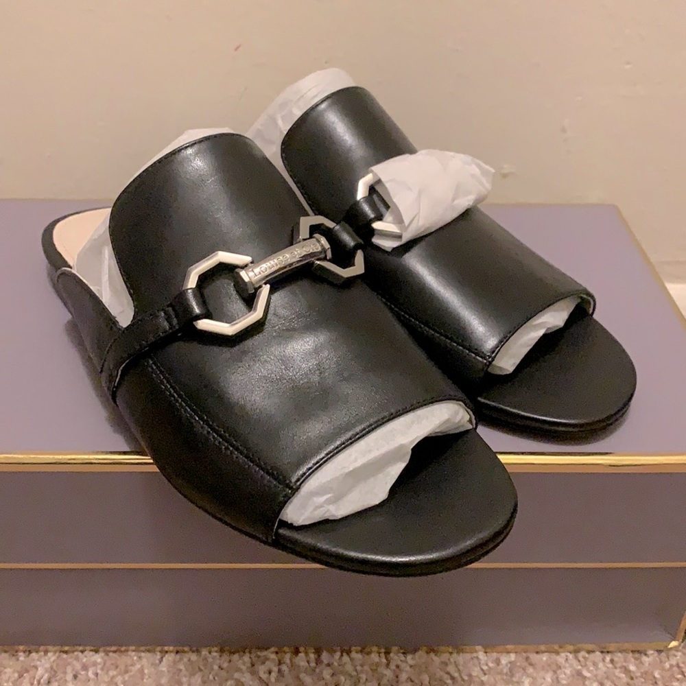 NIB Louise et Cie toe out mules- 6.5-black